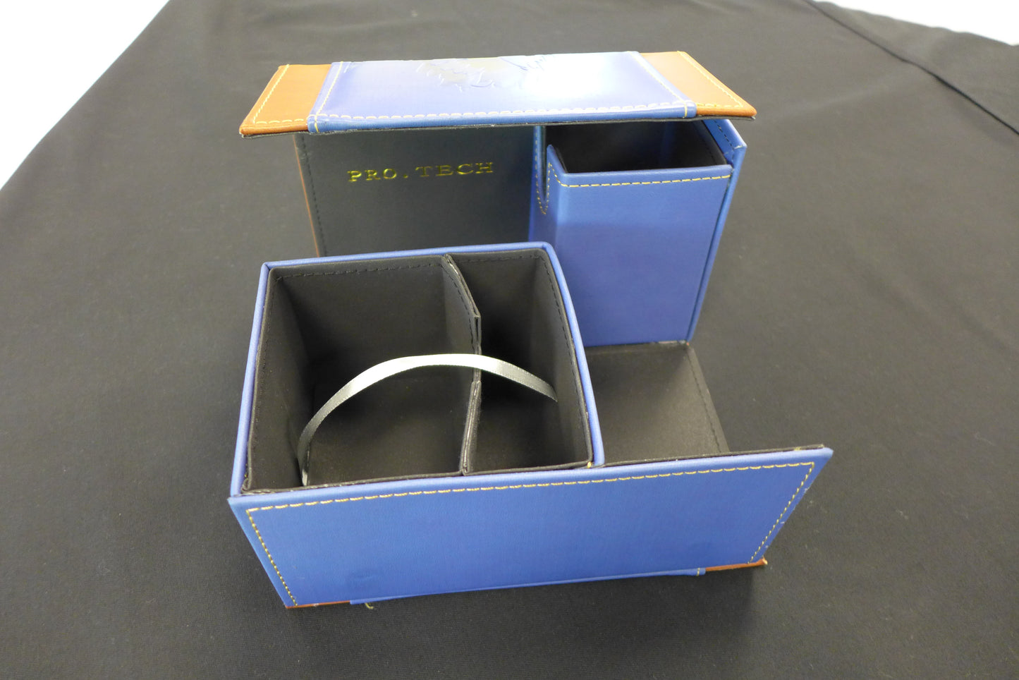Pro Tech: Double Magnetic Flip Deck Box RRP$29.99 -